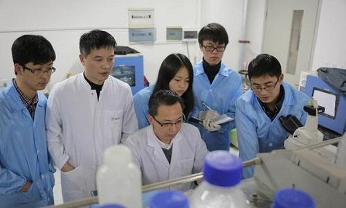 19个行业薪资报告出炉 科学研究和技术服务业凭什么月薪过万？
